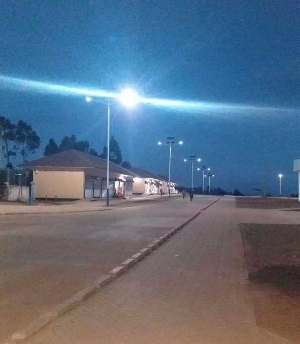 来宾市非洲科特迪瓦太阳能路灯工程